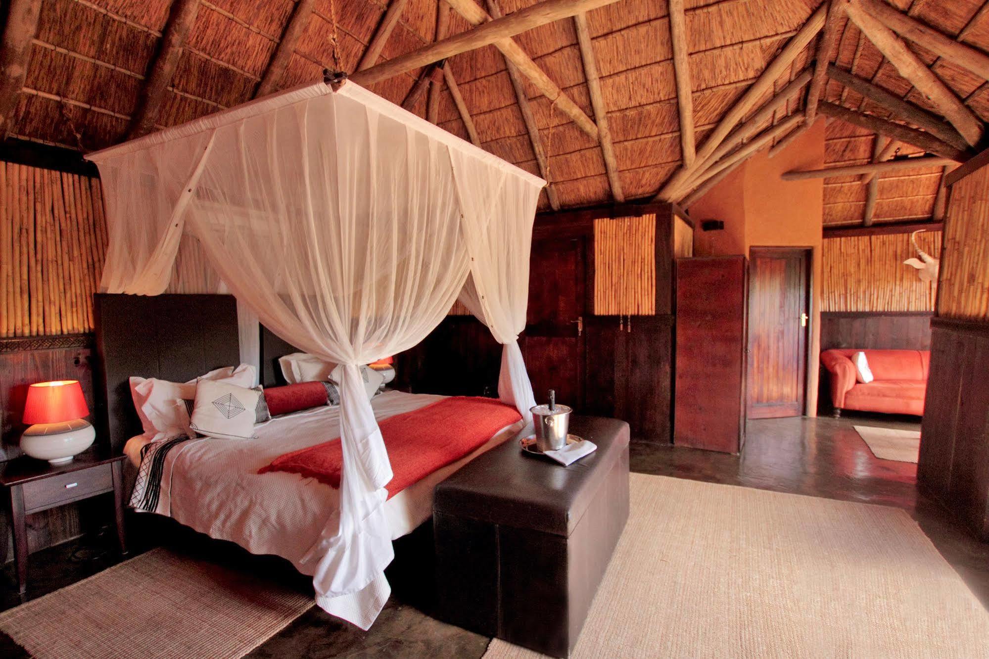 Amakhala Safari Lodge Paterson Exteriör bild